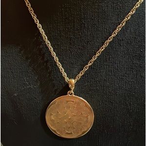 Vintage gold tone large medallion charm necklace Avon